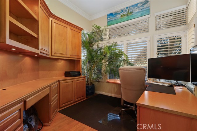 MLS #OC25250756 image #19