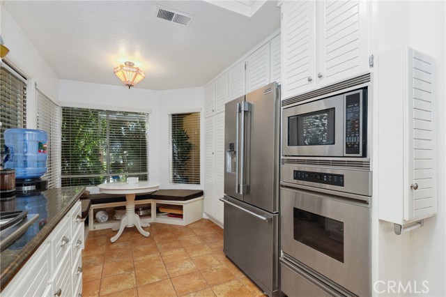 MLS #OC25250756 image #9