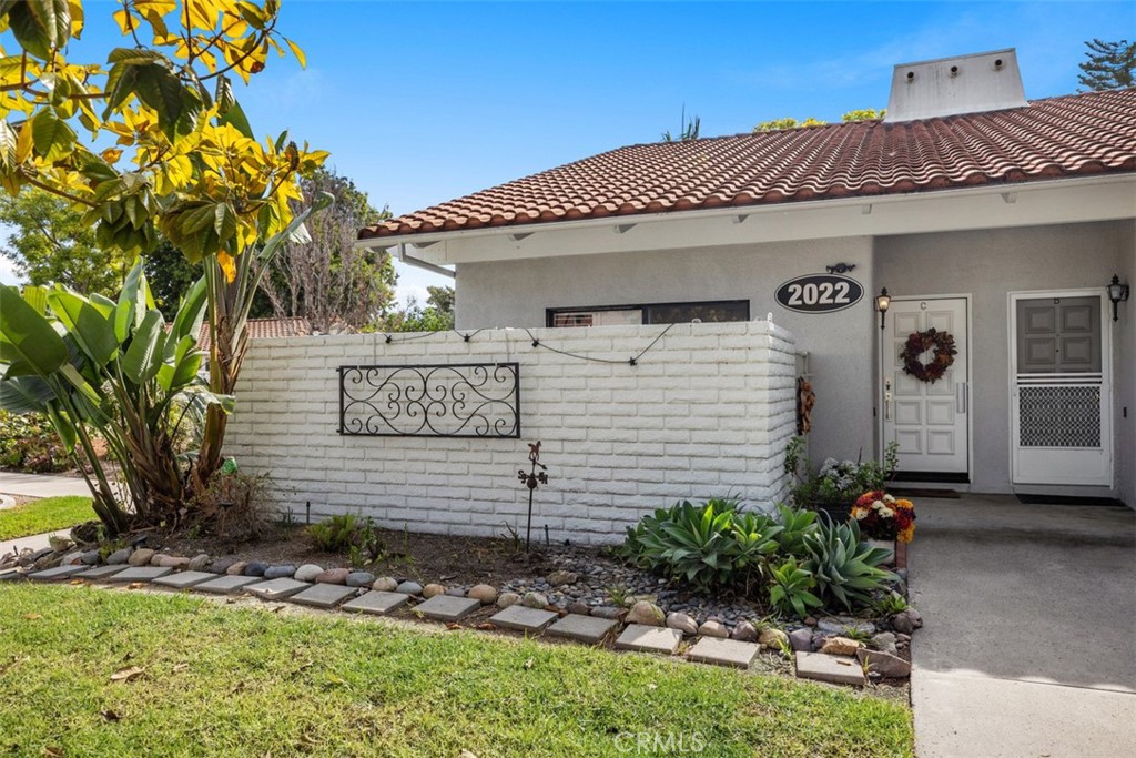 MLS #OC25250758 image #3