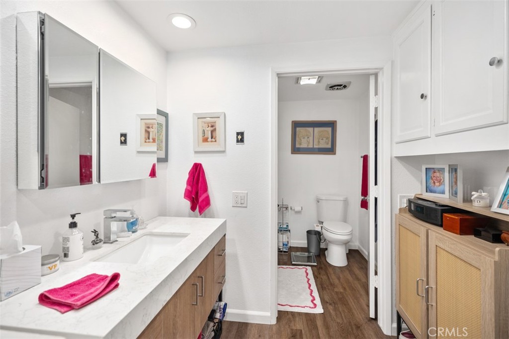 MLS #OC25250758 image #30