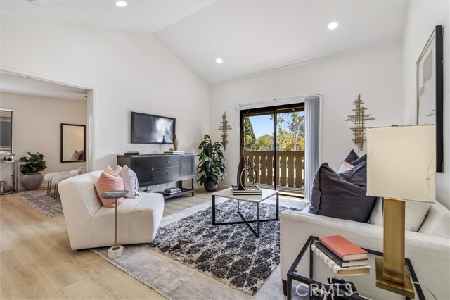 MLS #OC25250764 image #12