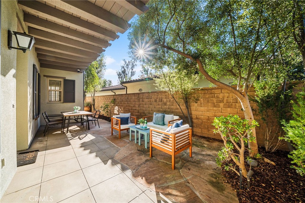 MLS #OC25250779 image #2