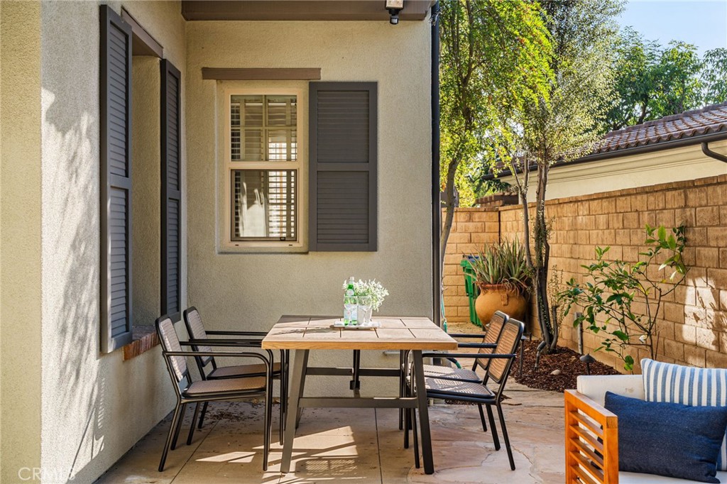 MLS #OC25250779 image #4