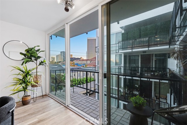 MLS #OC25250784 image #15