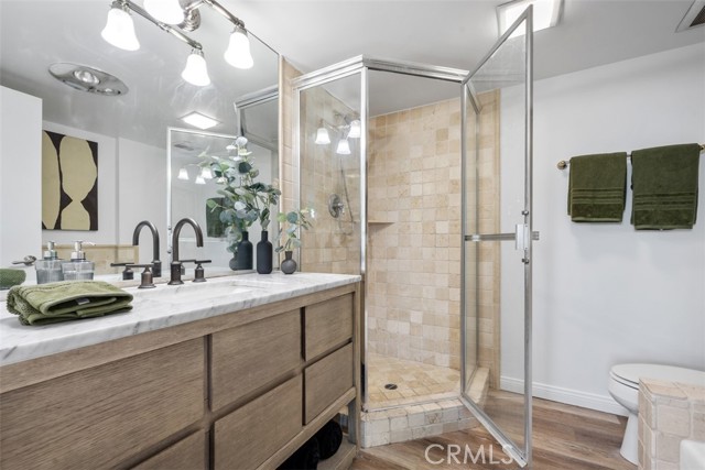 MLS #OC25250784 image #23