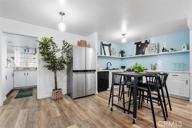 MLS #OC25250784 image #9