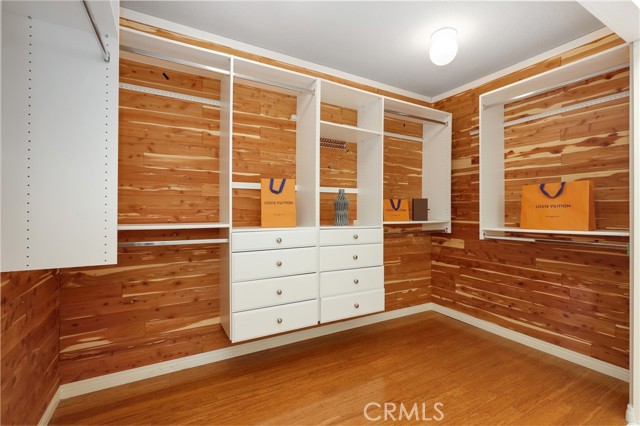 MLS #OC25250797 image #31