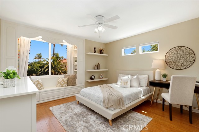 MLS #OC25250797 image #32