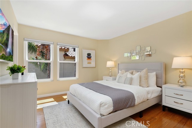 MLS #OC25250797 image #35