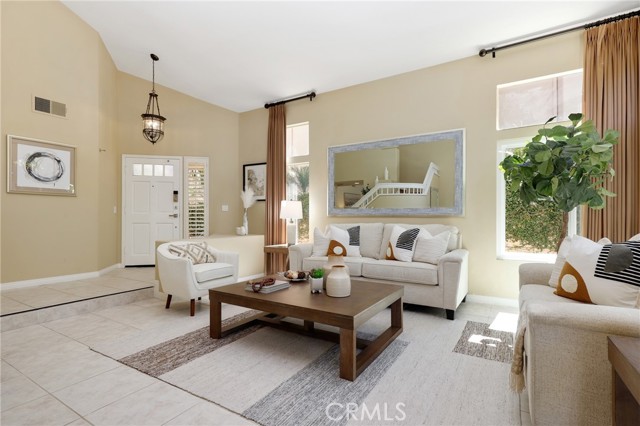 MLS #OC25250797 image #4