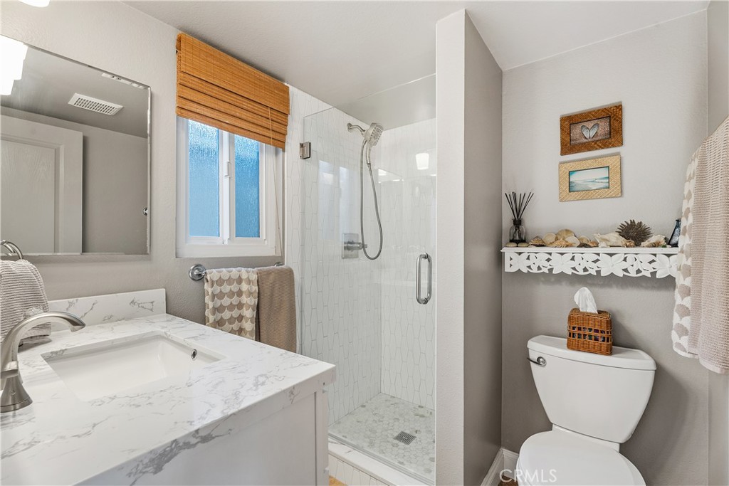 MLS #OC25250843 image #23