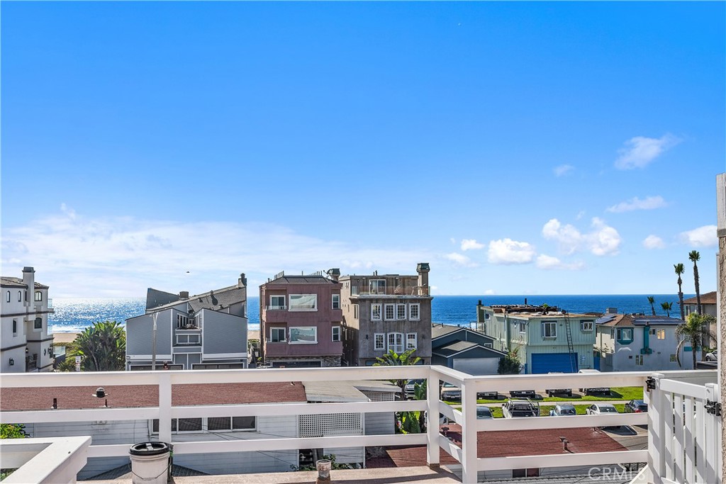 MLS #OC25250843 image #30