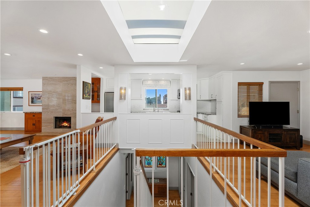 MLS #OC25250843 image #8