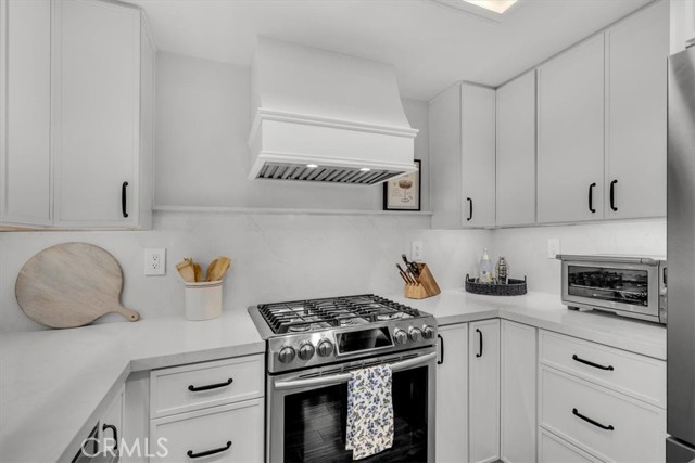 MLS #OC25250846 image #17