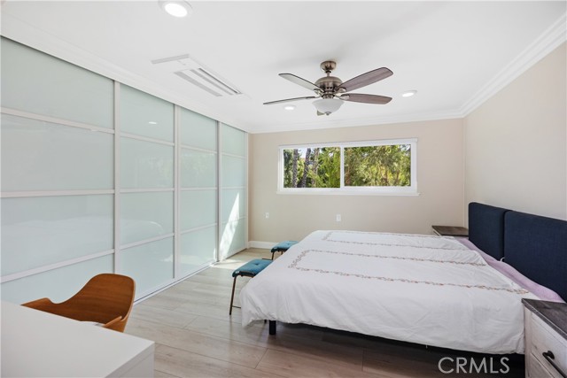 MLS #OC25250868 image #29