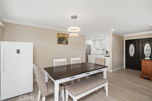 MLS #OC25250868 image #9