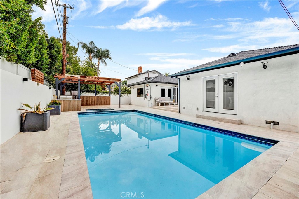 MLS #OC25250905 image #22