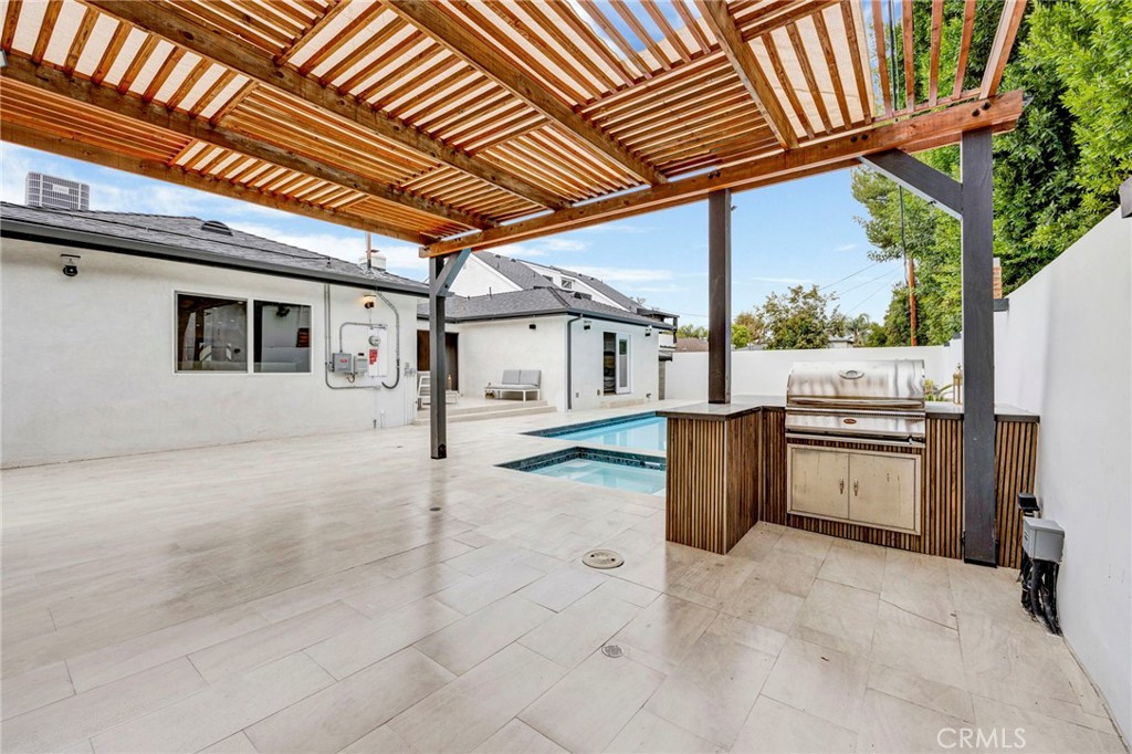 MLS #OC25250905 image #24