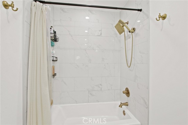 MLS #OC25250949 image #20