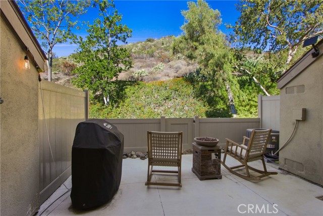 MLS #OC25250949 image #23