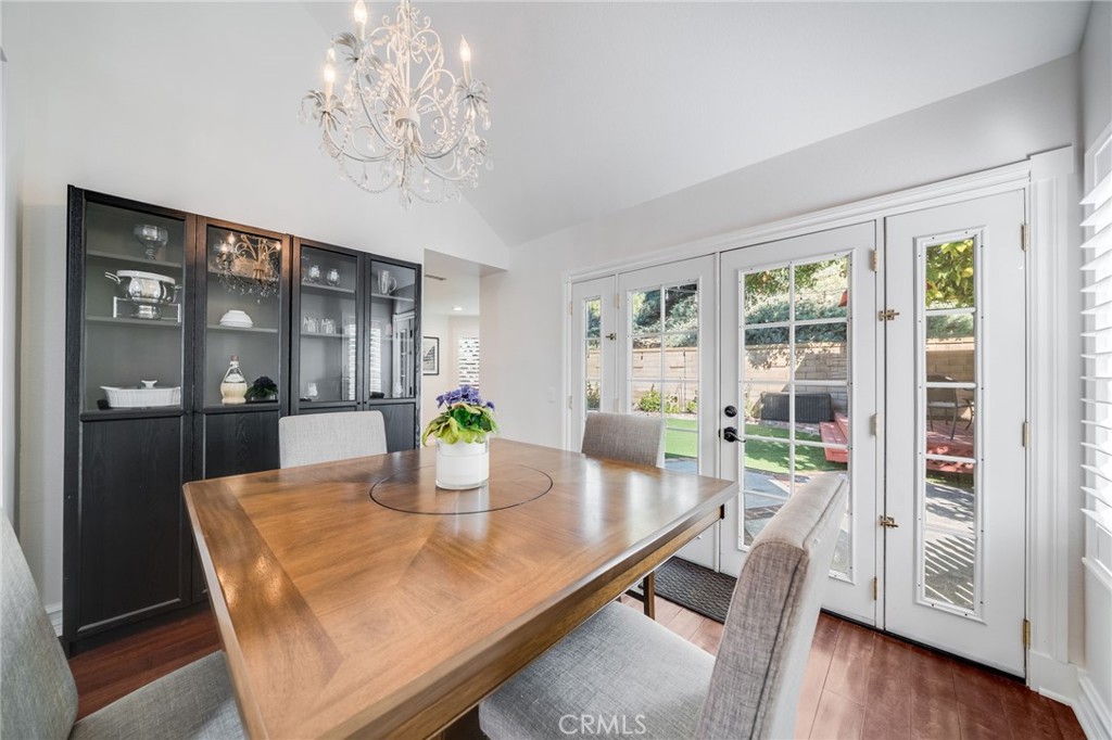 MLS #OC25250983 image #10