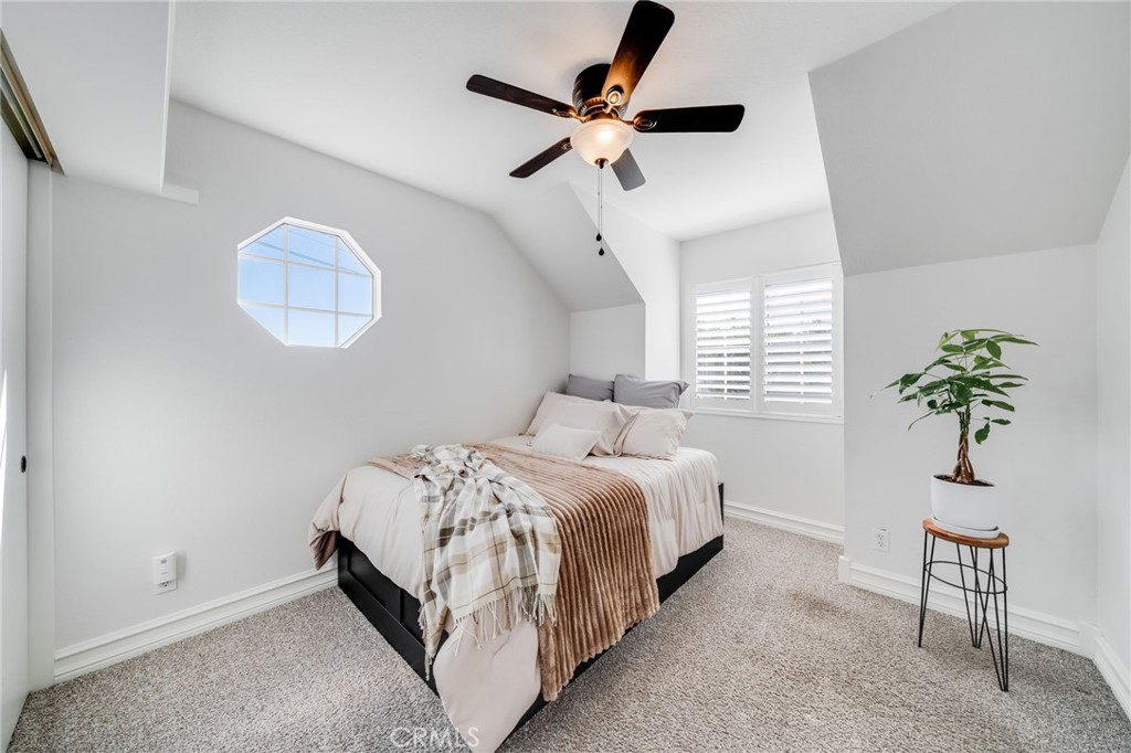 MLS #OC25250983 image #25