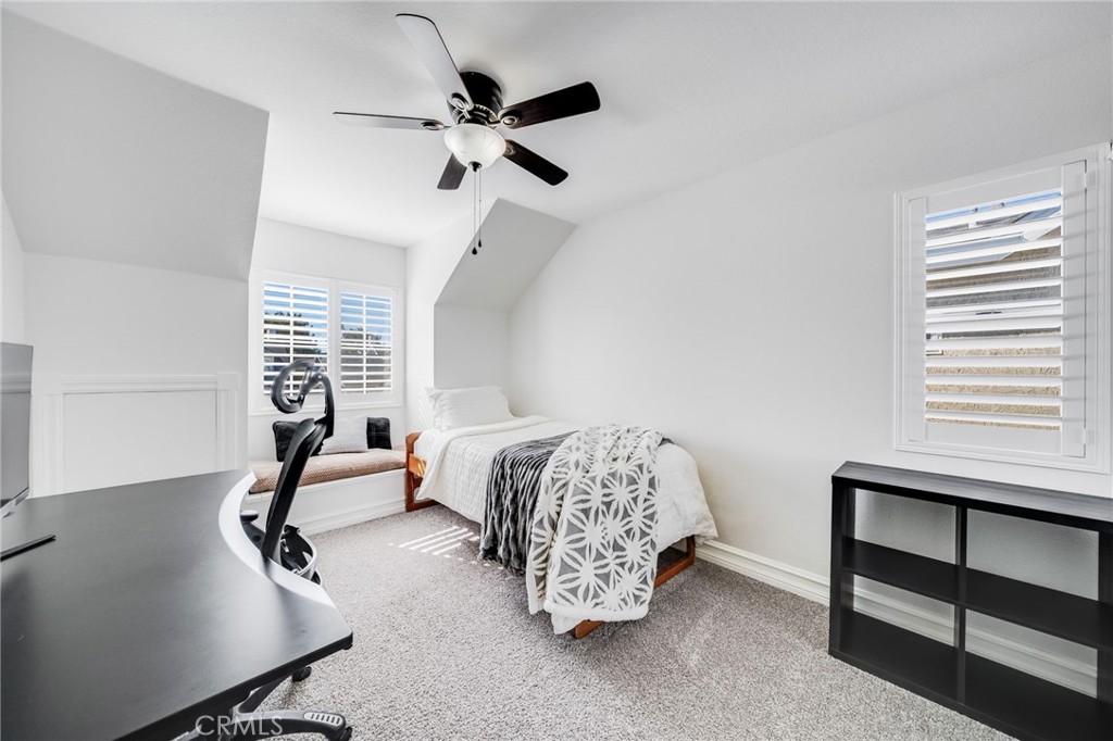 MLS #OC25250983 image #28