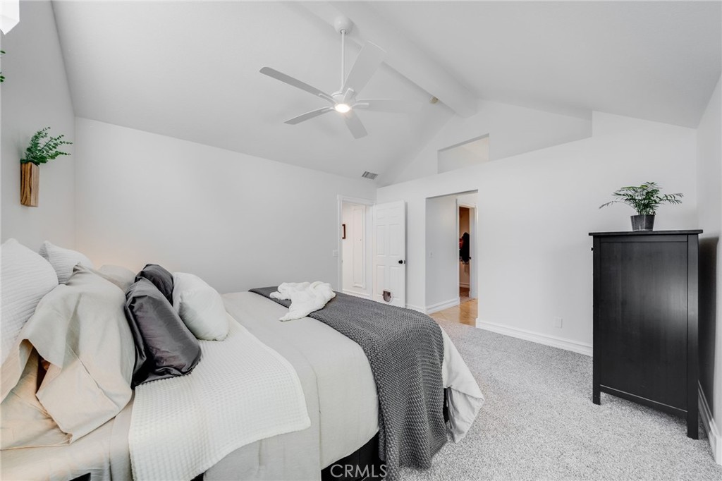 MLS #OC25250983 image #33