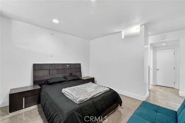 MLS #OC25250996 image #20