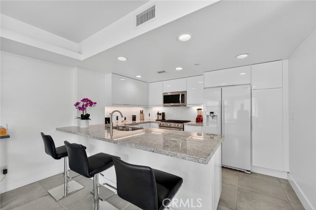 MLS #OC25250996 image #5