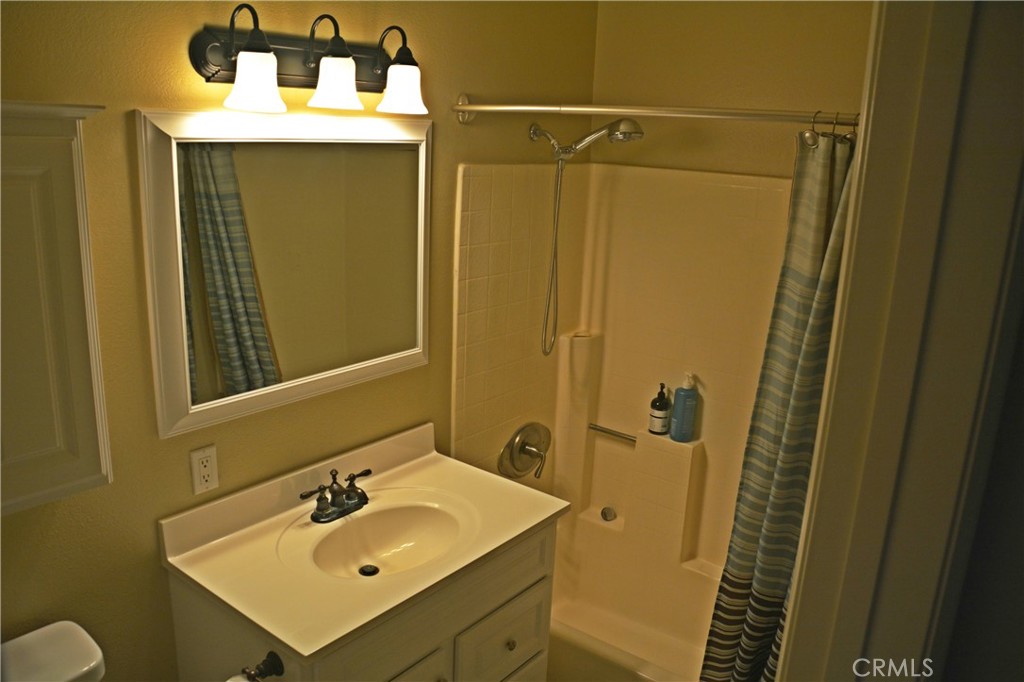 MLS #OC25251058 image #4