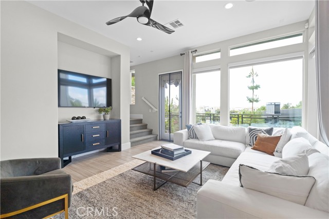 MLS #OC25228469 image #10