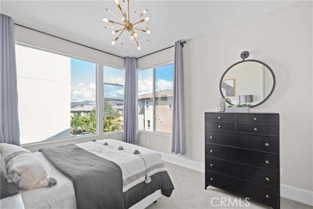 MLS #OC25228469 image #29