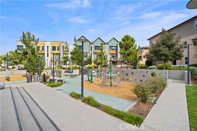 MLS #OC25228469 image #47