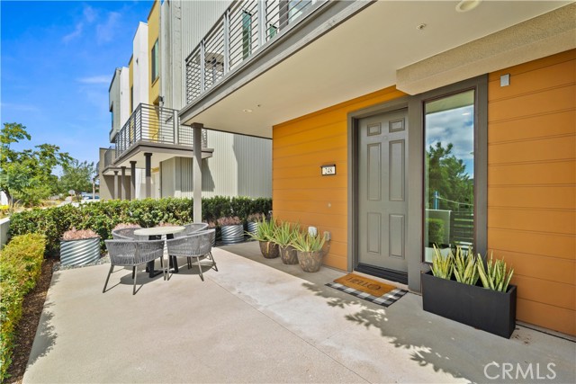 MLS #OC25228469 image #5