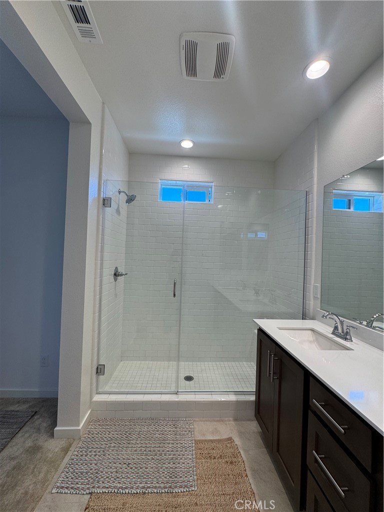 MLS #OC25251105 image #2