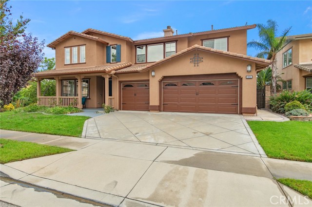 MLS #OC25251109 image #1