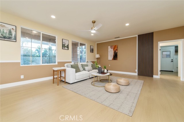 MLS #OC25251109 image #12