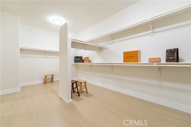 MLS #OC25251109 image #39