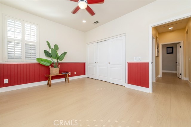 MLS #OC25251109 image #42