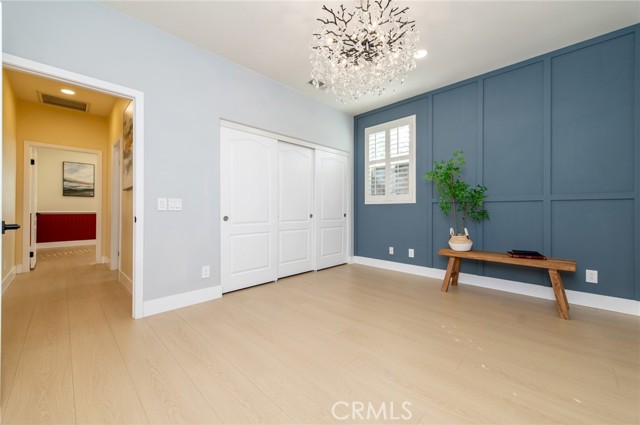 MLS #OC25251109 image #44