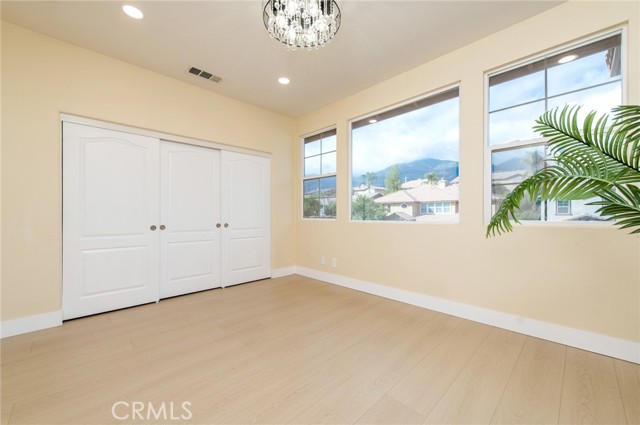 MLS #OC25251109 image #46