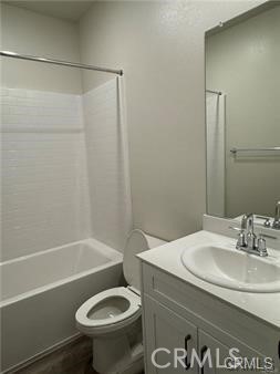 MLS #OC25251122 image #10