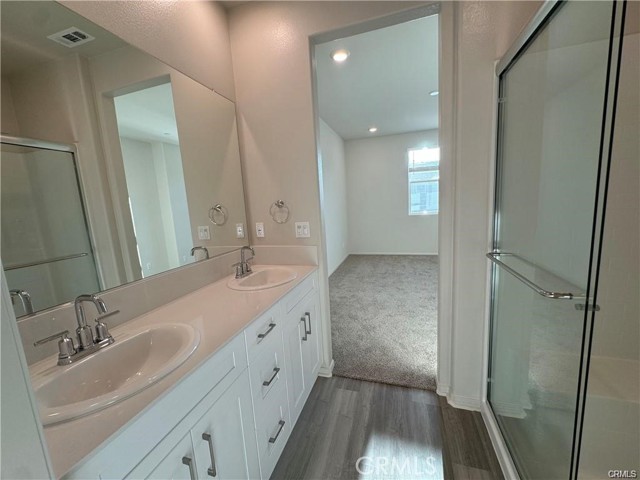 MLS #OC25251122 image #13