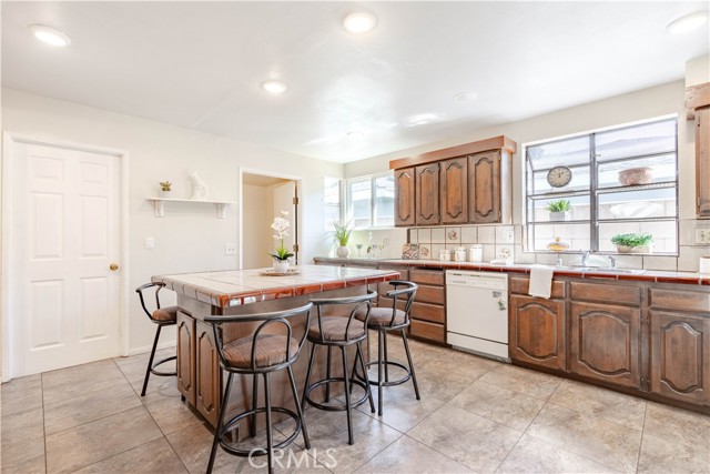 MLS #OC25251169 image #17