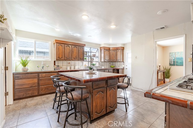 MLS #OC25251169 image #18