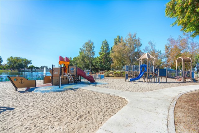 MLS #OC25251169 image #47