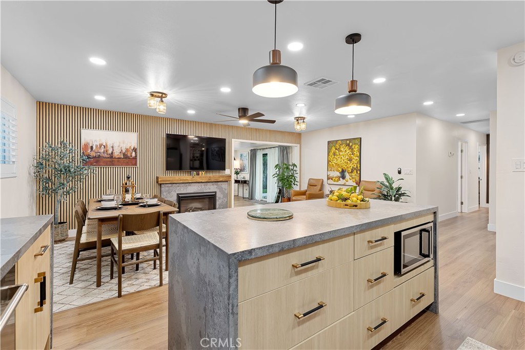 MLS #OC25251185 image #12