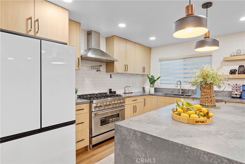 MLS #OC25251185 image #14