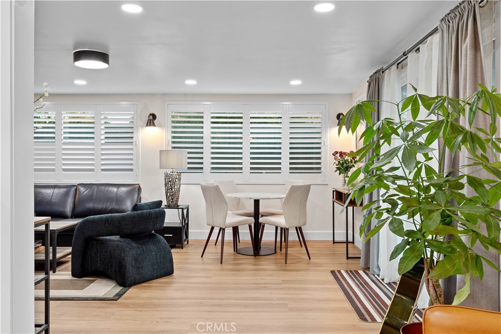 MLS #OC25251185 image #22